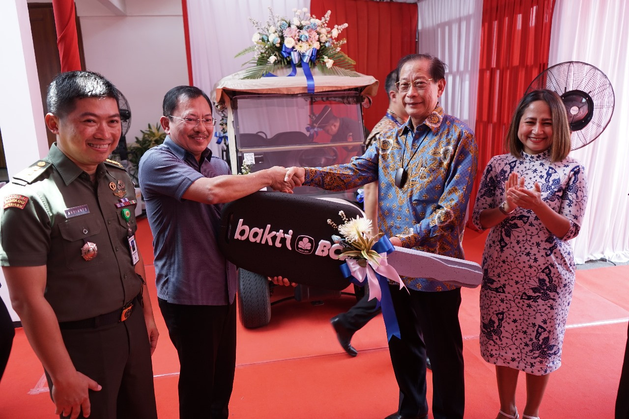 Penyerahan Donasi Buggy Car BCA
