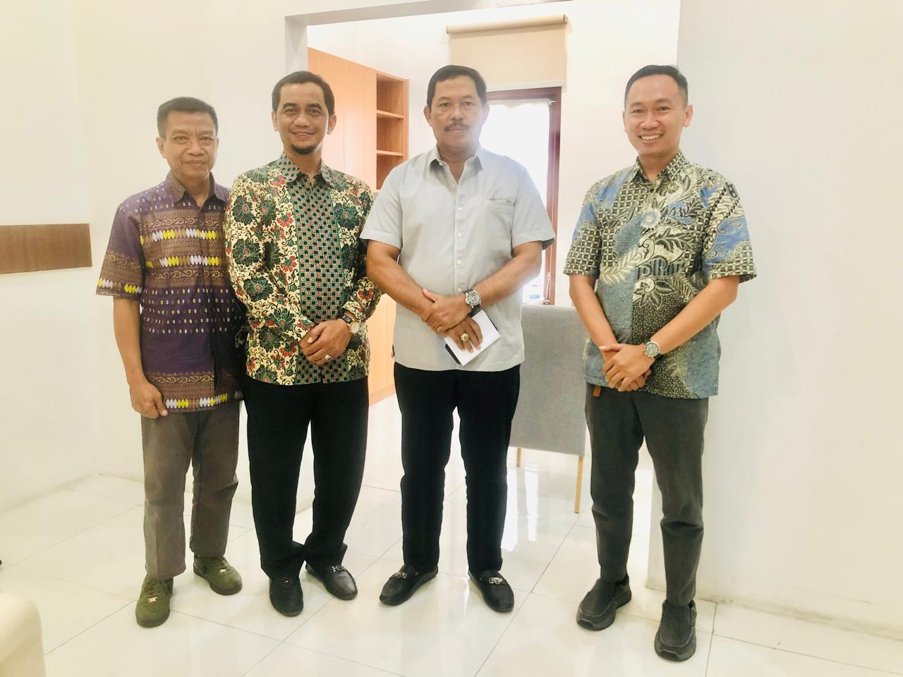 Kunjungan Komjen Pol (Purn) Drs. Nana Sudjana, M.M